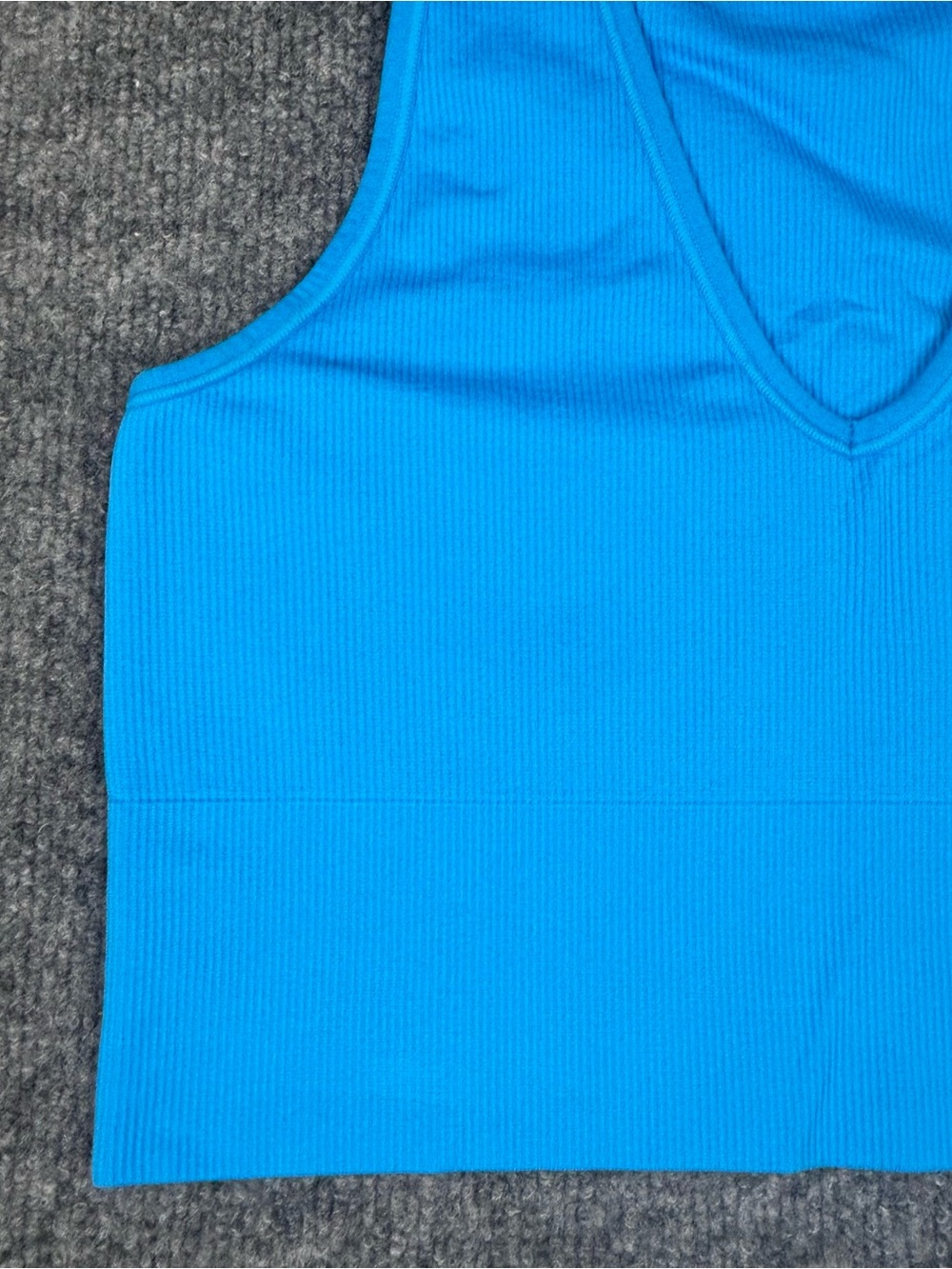 Athleta Aurora Crop Rib Tank Top Blue Seamless VNeck Medium Gym Athleisure Yoga - Picture 4 of 8